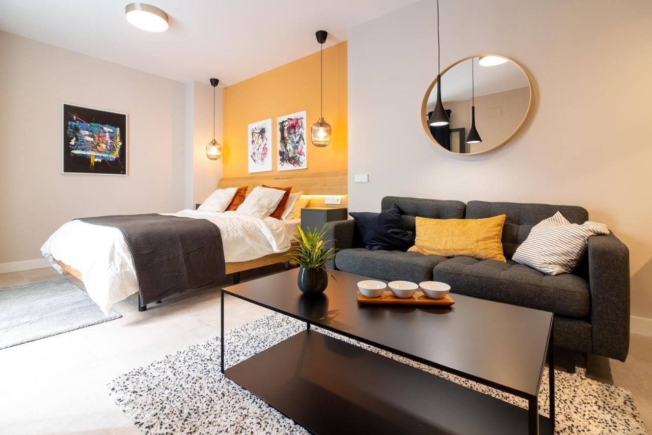 Grund Suites Gallery By Freshapartments Málaga Buitenkant foto
